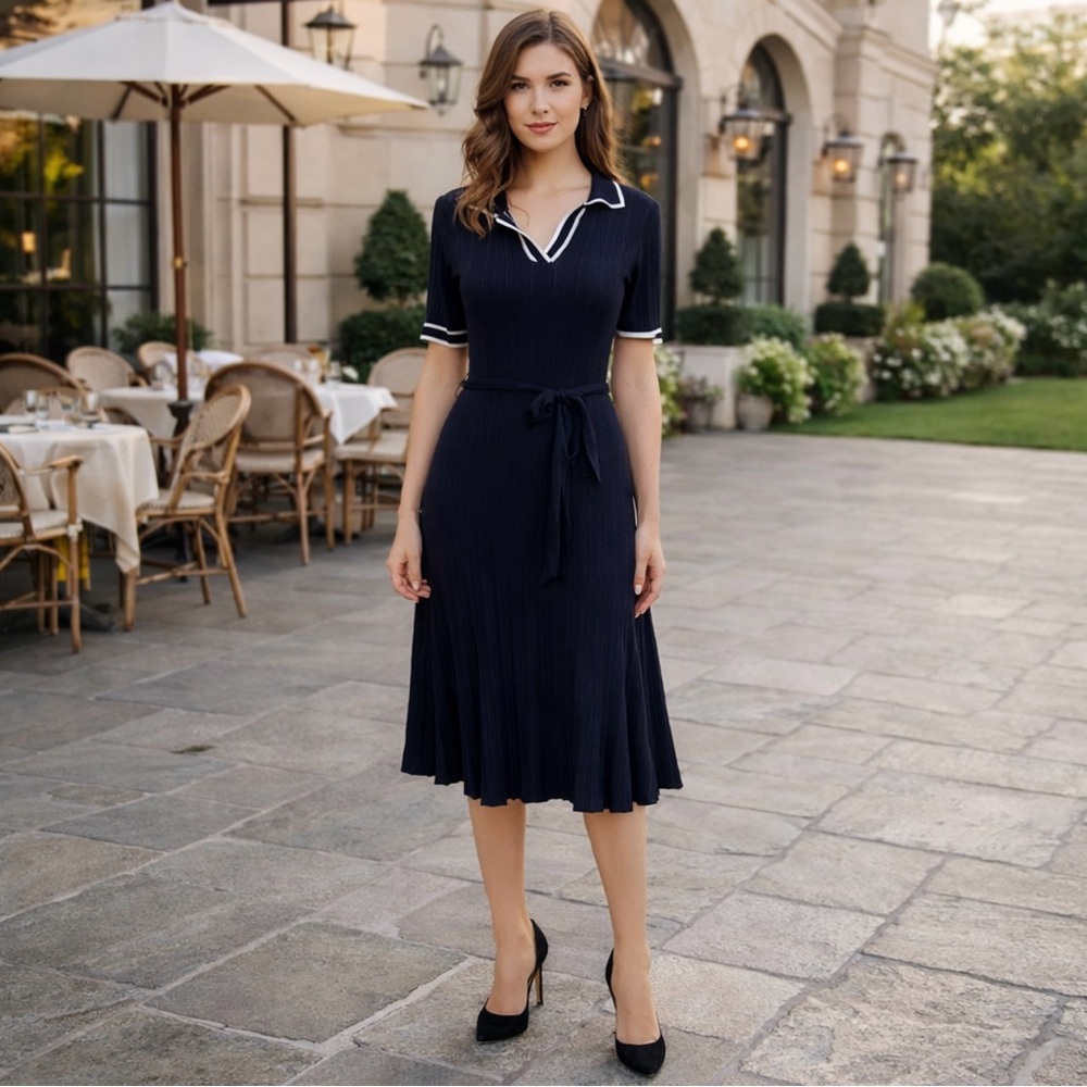 Madison+Hudson Midi Dress | Size: PM | Navy